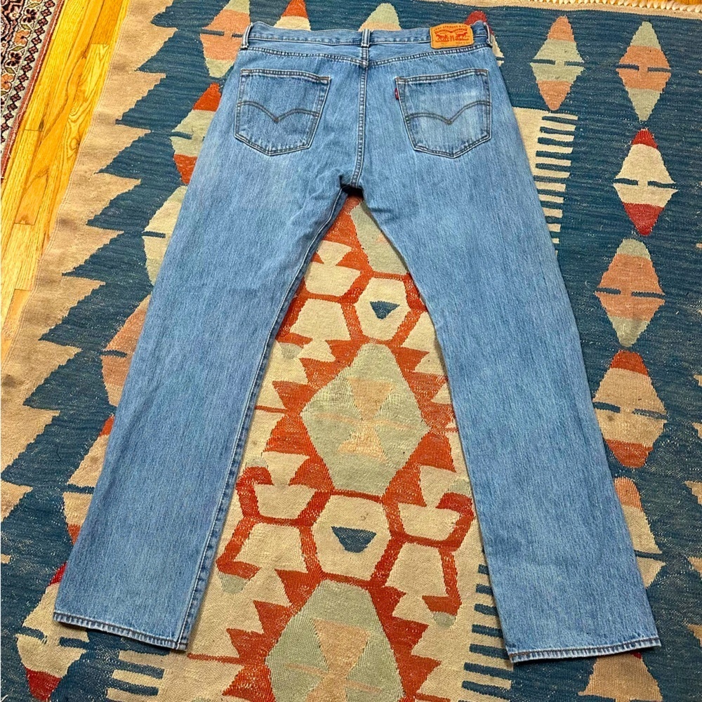 Y2K Vintage Levi's 501 Jeans Straight Fit Medium Wash 36w 34l Skater Baggy - Picture 8 of 16